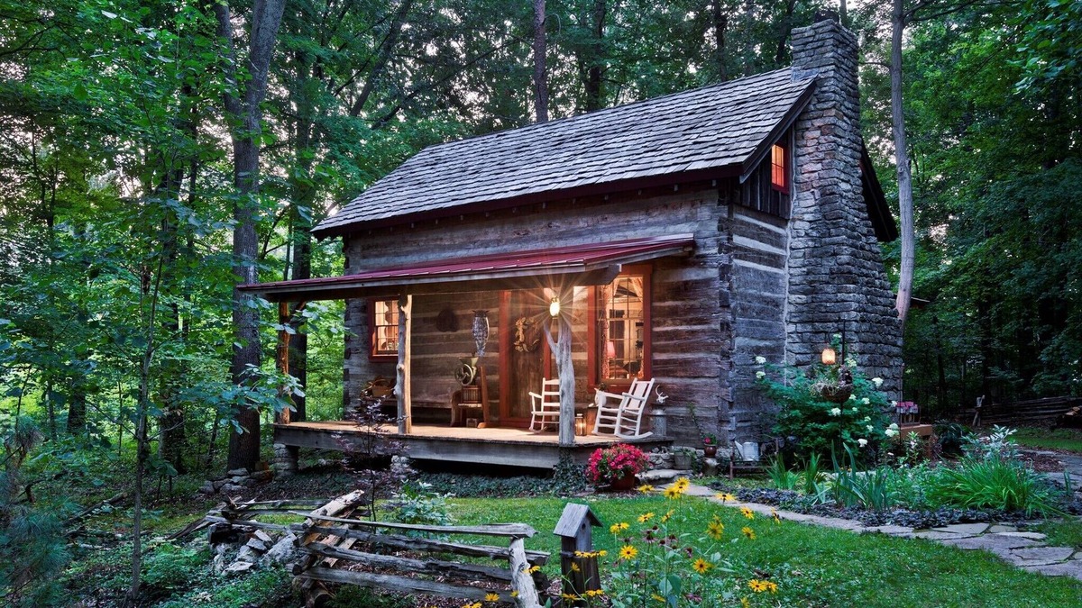 Buechel Cabin | Captain's Cabin Bed & Breakfast: Bourbon Trail, History & Romance