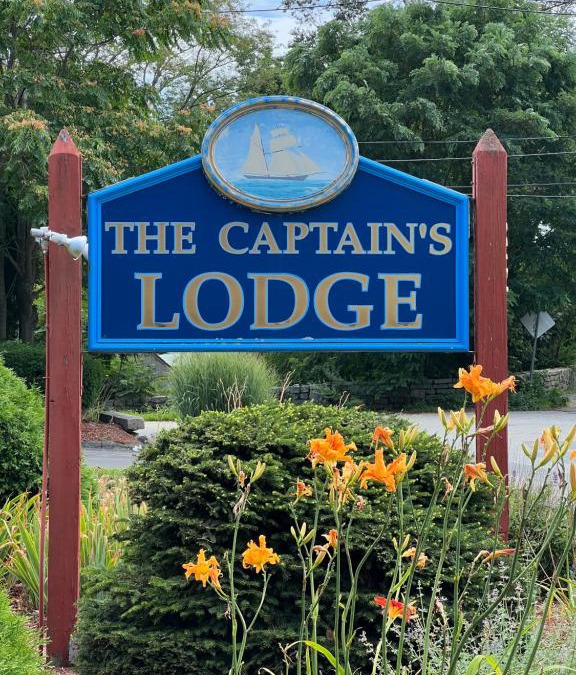 Gloucester Hotel | Captain's Lodge Motel