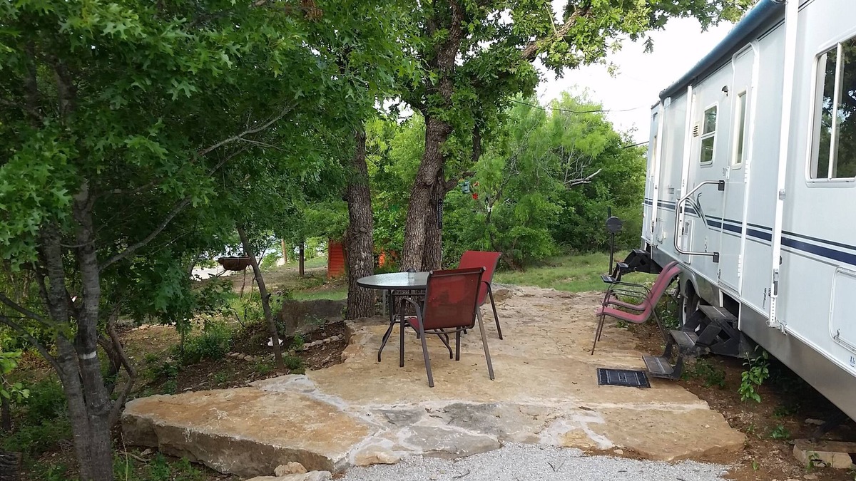 Cisco House | Captain's RV @ Lake Cisco Rentals