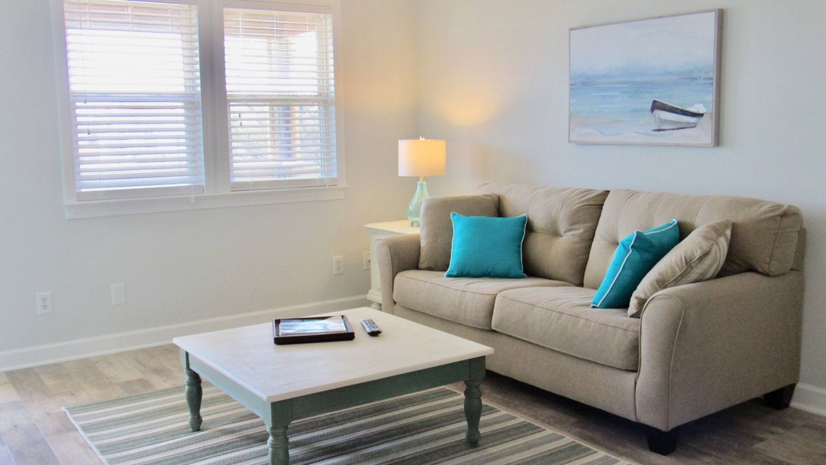 Nags Head Apartment | Captains Quarters, Less than 1 block to the beach!Covered Porch, Full Kitchen