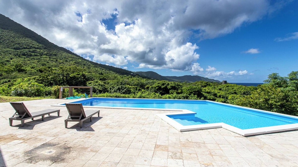 Estate Bonne Esperance 1 House | Captains' Quarters-3-bedroom house with WiFi, AC, full kitchen, pool & apartment