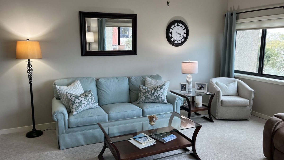 Palmetto Dunes Condo | Captains Quarters w/a Shelter Cove Marina view, 10% discount for weekly rentals