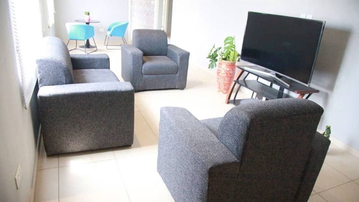 Accra Apartment | Captivating 2-Bed Ensuite Apartment in Accra