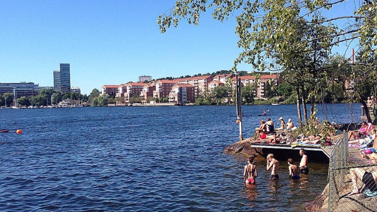 Kungsholmen Apartment | Captivating apartment in lush area