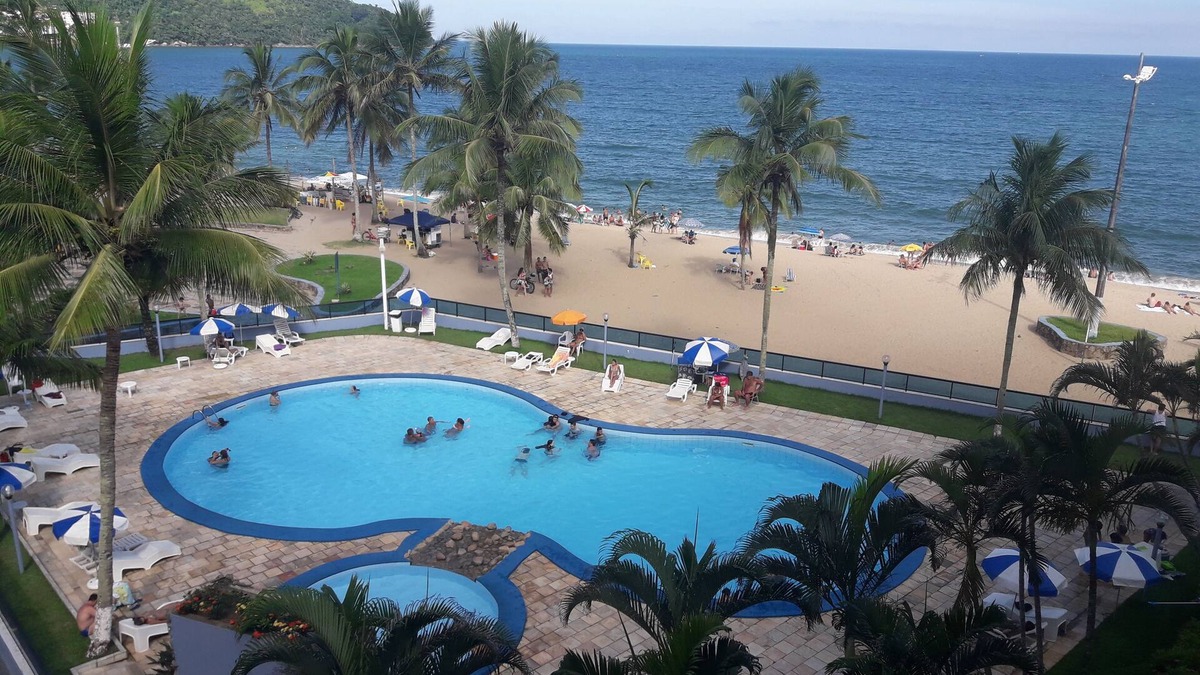 Prainha Apartment | Caraguá - Martim de Sá - Foot in the Sand. Up to 12 X on credit card