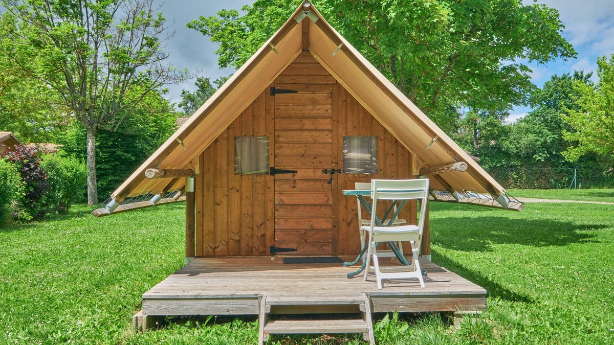 Mens RV Rental | Caravan "Tente 2 Places" with Shared Pool & Shared Terrace