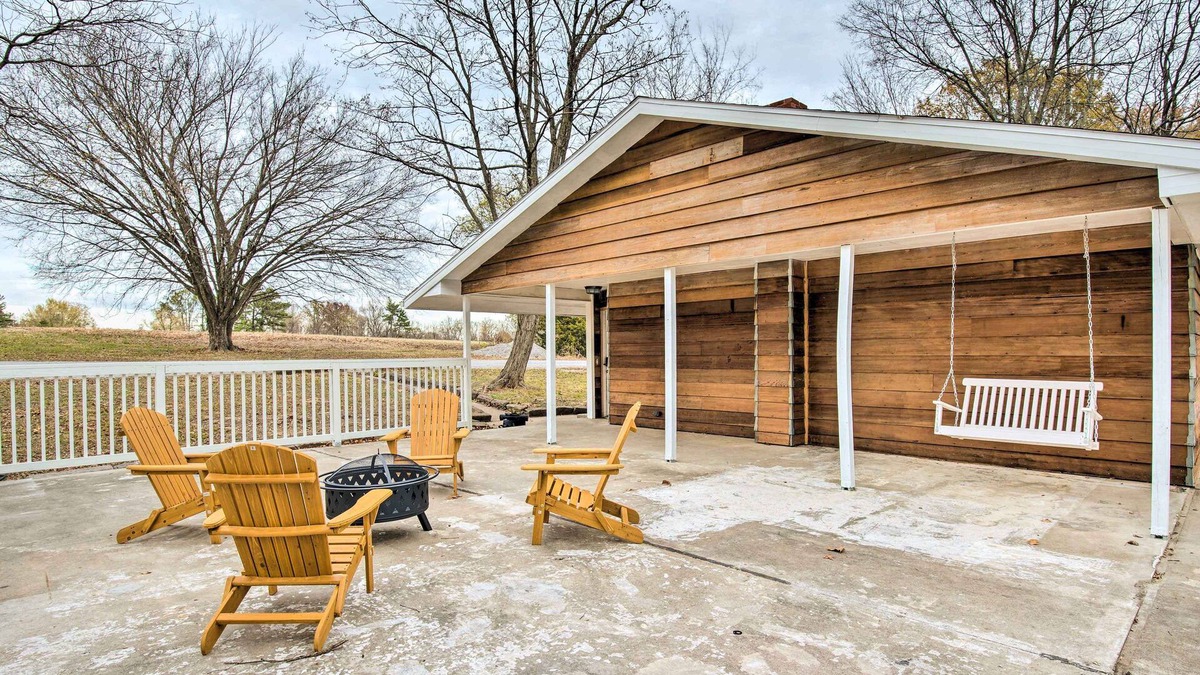 Carbondale Cabin | Carbondale Cabin ~ 10 Mi to Crab Orchard Lake