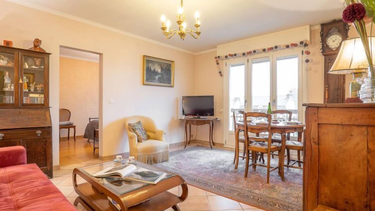 Saint-Servan Apartment | Cardella by Interhome