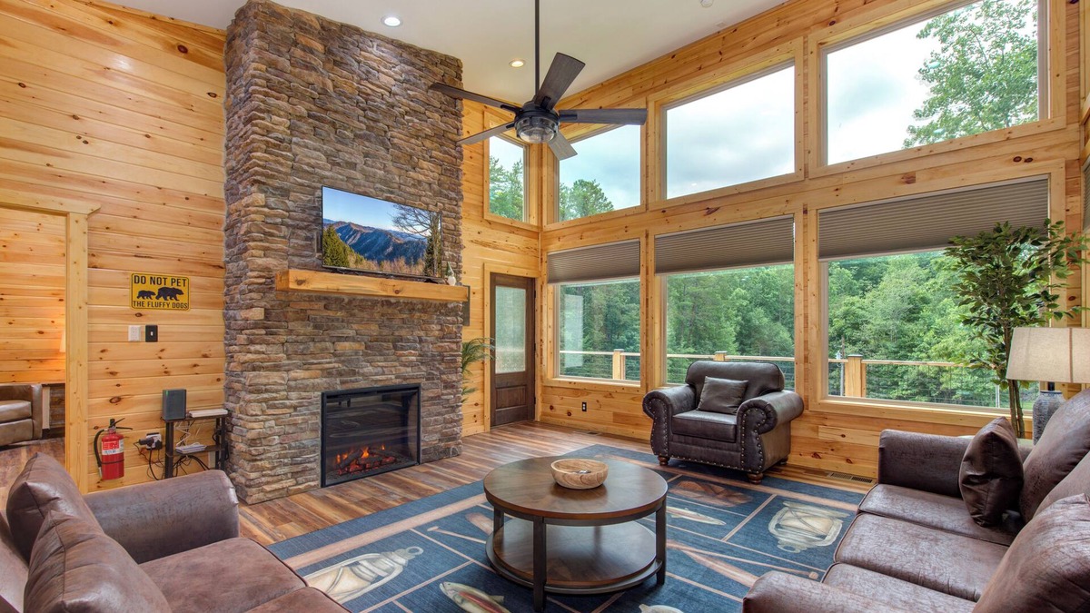 Cosby Cabin | Cardinal Pool Cabin – 2BR Mountain Retreat with Private Indoor Pool, Hot Tub &am