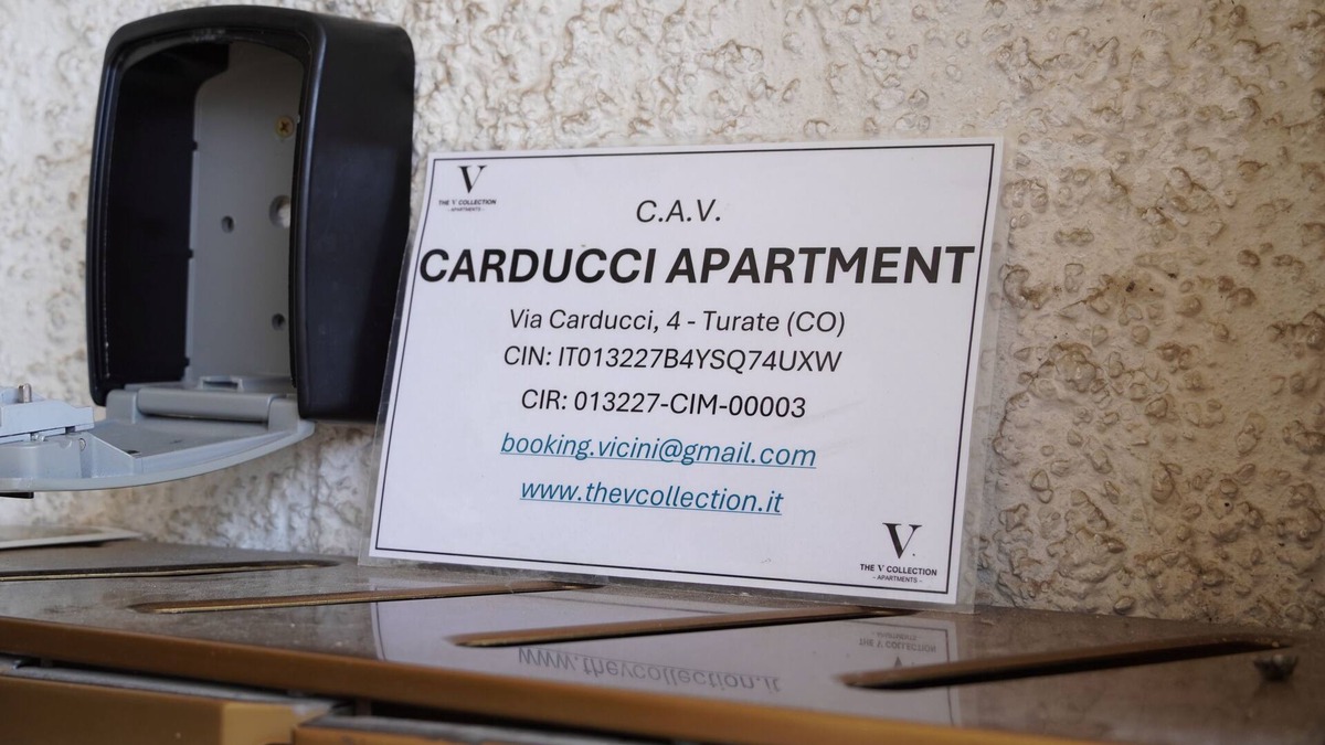 Turate Apartment | Carducci THE V Collection Apartment