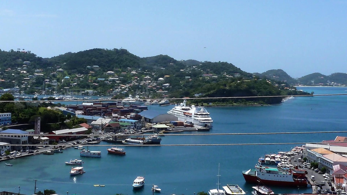 St. George's Apartment | Carenage View: 2 BR, 2 BA apt overlooking Town, Harbor and Beach