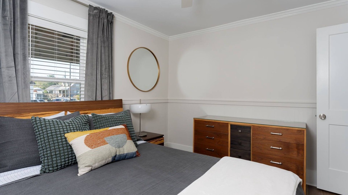 Wilmington Cottage | Cargo District Cottage - Brand New - Wilmington