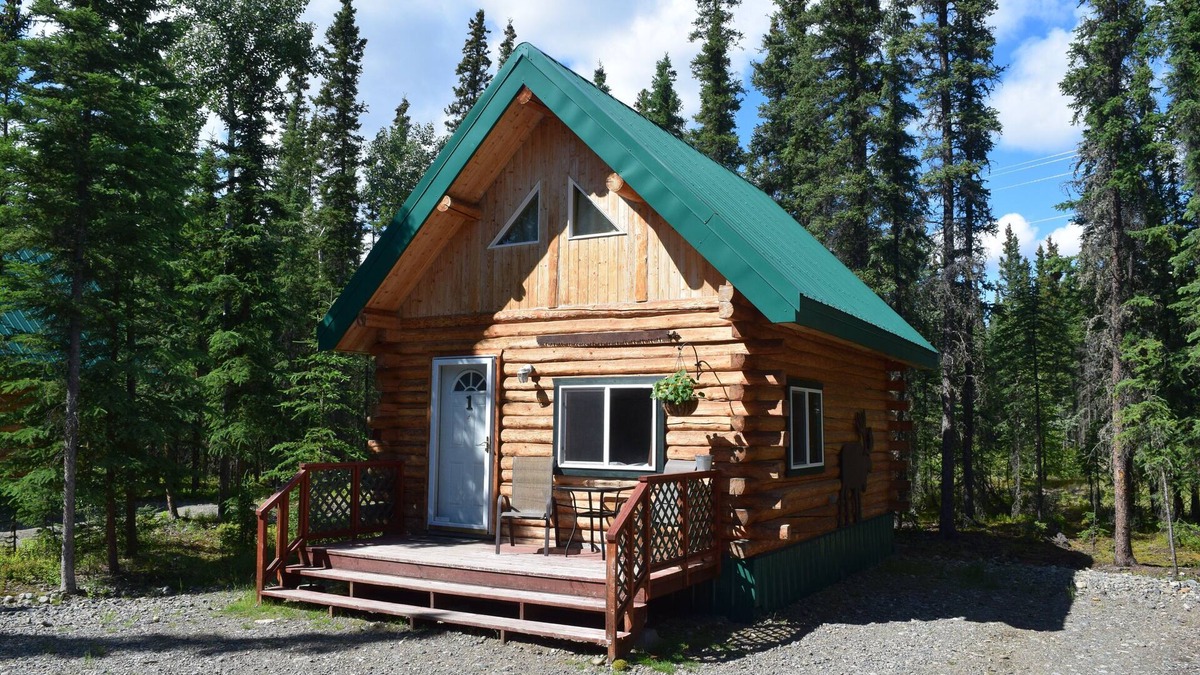 Tok Cabin | Caribou Cabins
