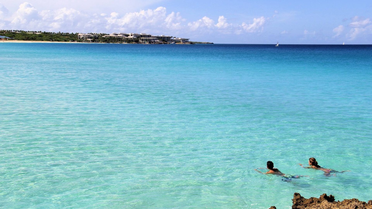 West End Village Hotel | Carimar Beach Club