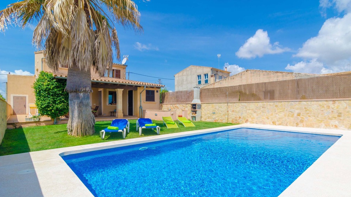 Vilafranca de Bonany Villa | CARLES - Villa with private pool in Vilafranca de Bonany. Free WiFi