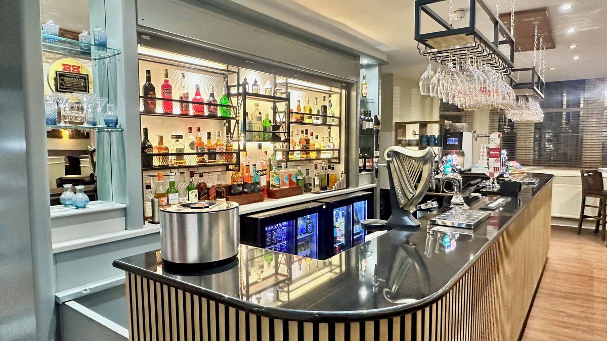 Carlisle Hotel | Carlisle Station Hotel, Sure Hotel Collection by BW