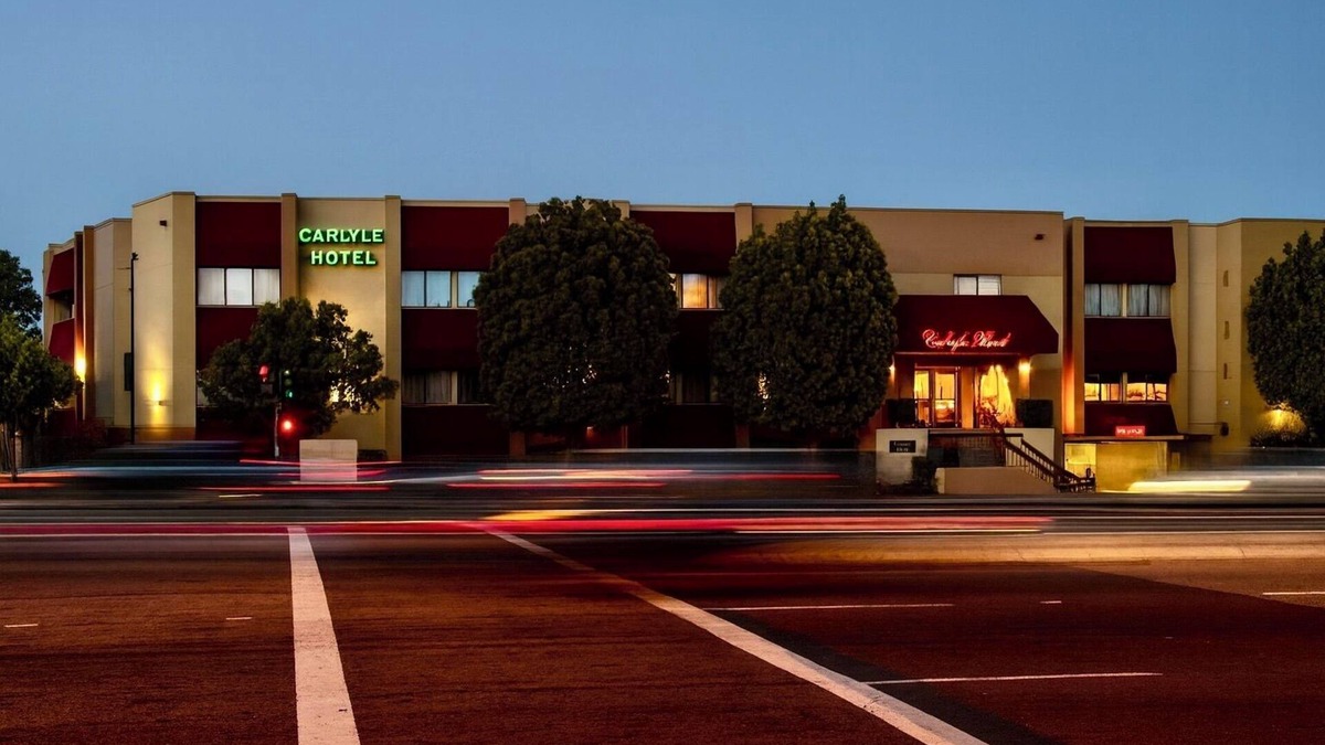 Campbell Hotel | Carlyle Hotel