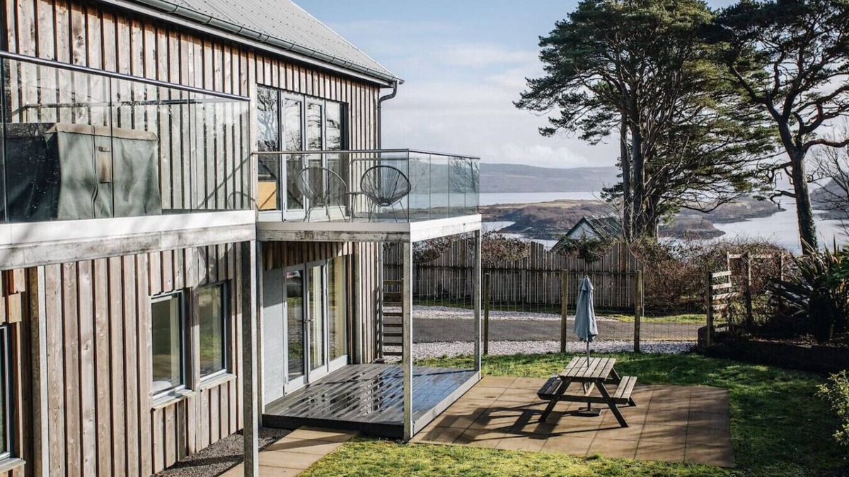 Tobermory Villa | Carnanamish a Luxurious Cottage in Tobermory