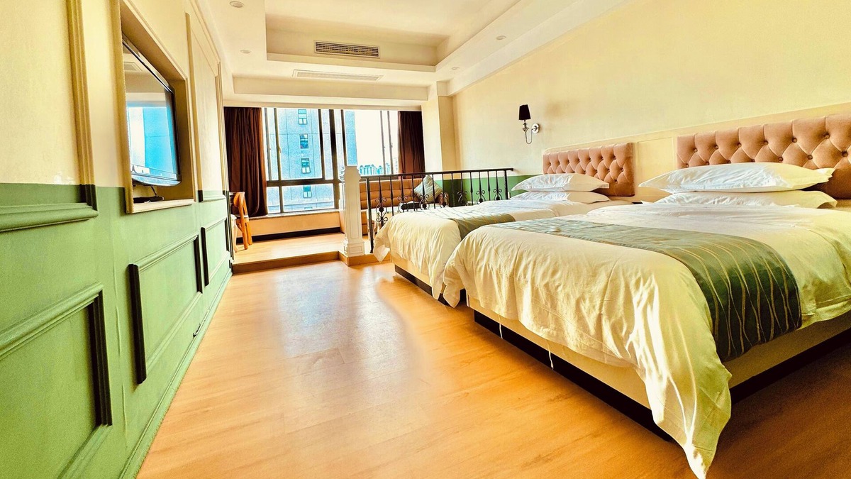 Guangzhou House | Carnation Business Hotel