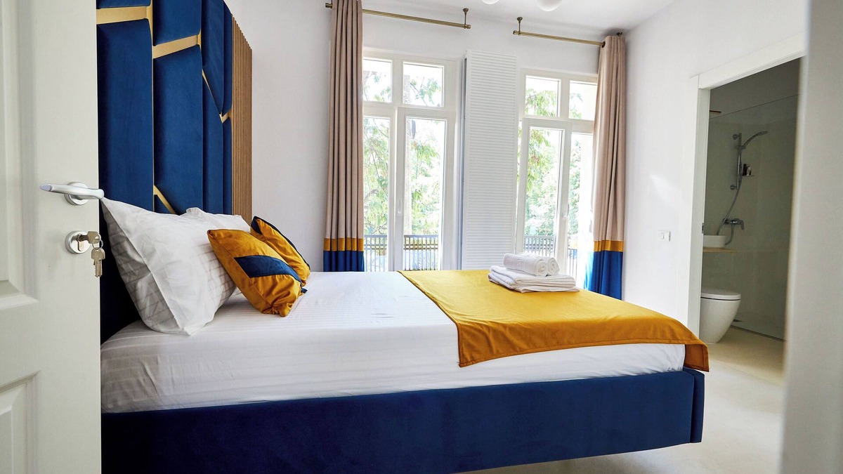 Bucharest Hotel | Carol Park View