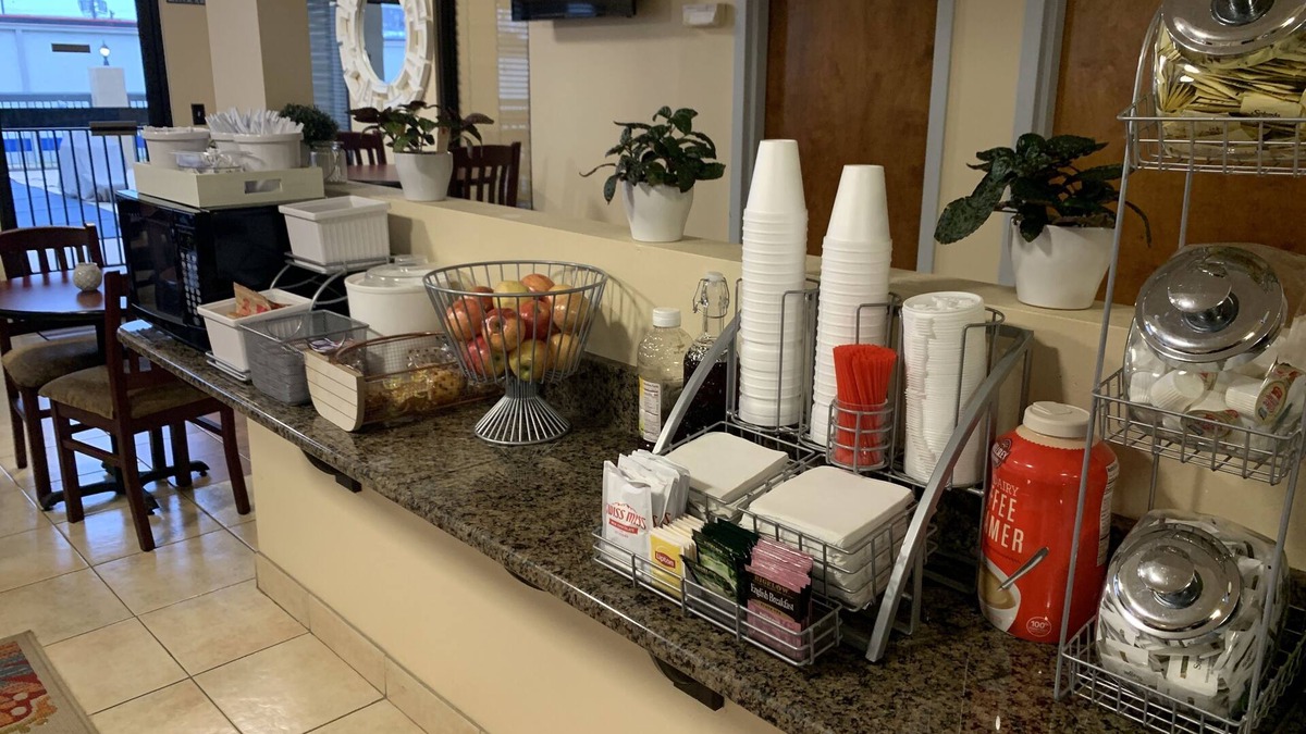 Mooresville Hotel | Carolina Inn & Suites of Lake Norman