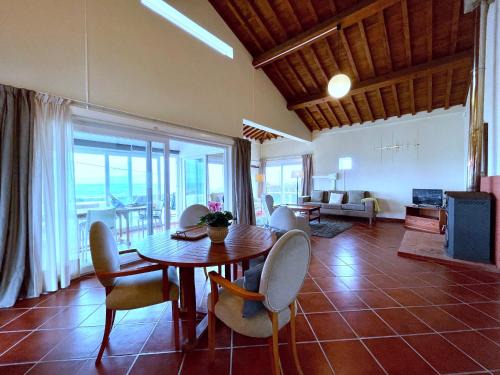 Ponta Delgada Ski Chalet | Carpe Diem Azores