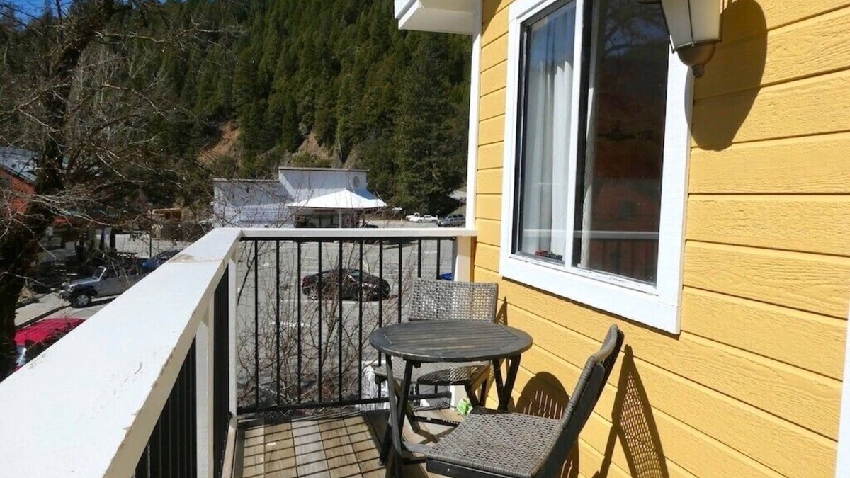 Downieville Apartment | Carriage House Lofts in Picturesque Downieville, California
