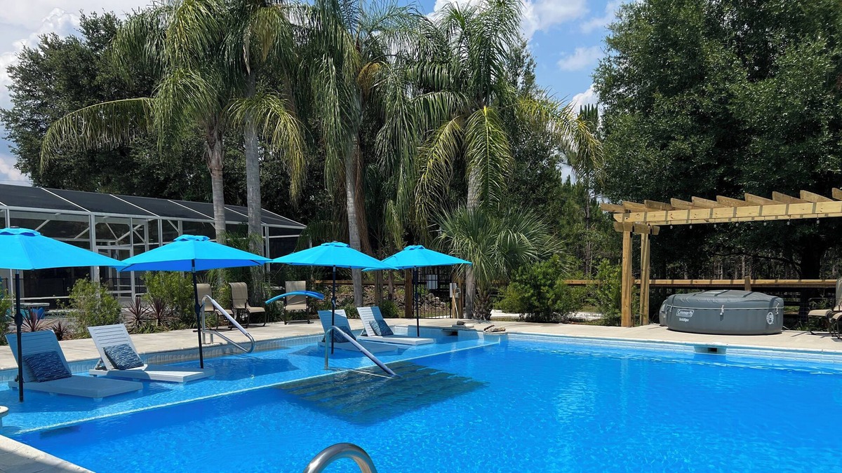 Eustis Apartment | Carriage House Loft,