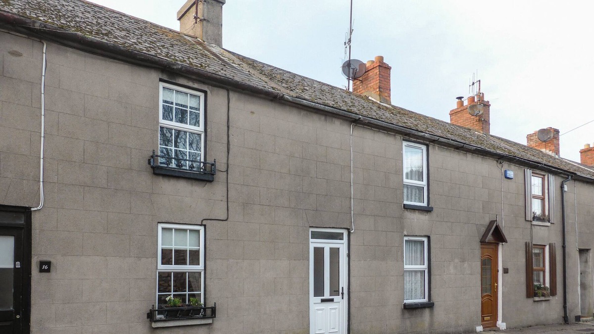 Wexford House | CARRICK HOUSE, family friendly in Wexford Town, County Wexford