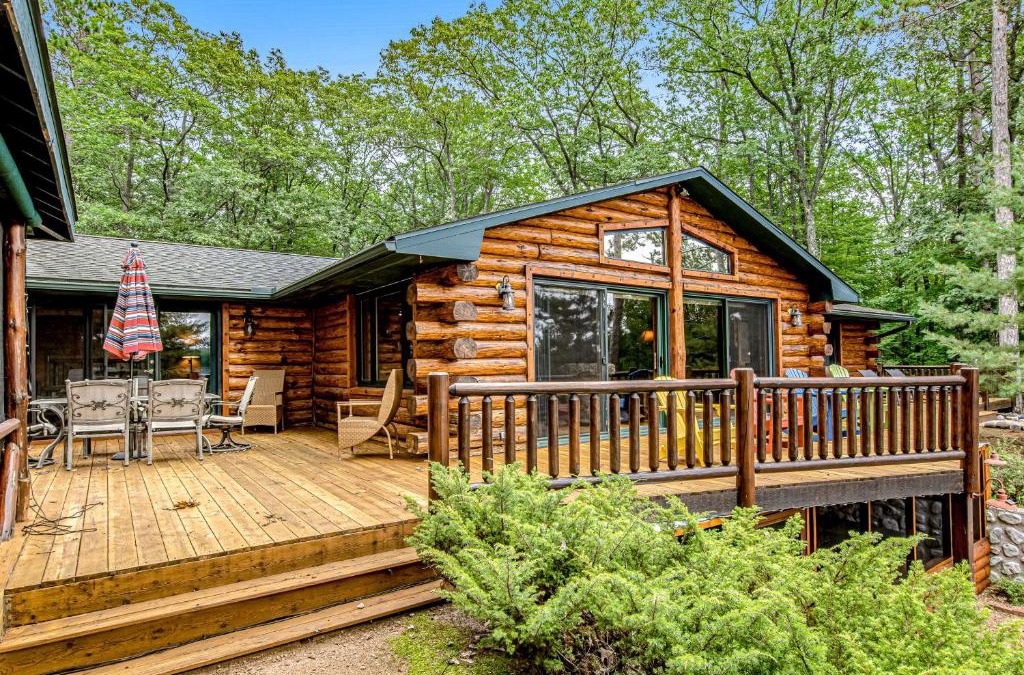 Lac du Flambeau House | Carroll's Cabin