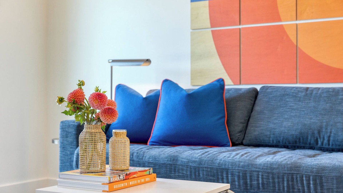 Historic Edgefield Apartment | Carter #203 by AvantStay | 1BR + Balcony