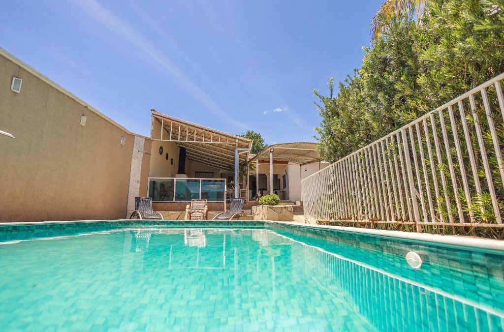 Caldas Novas House | Casa 4 Quartos c/Varanda Gourmet e Piscina