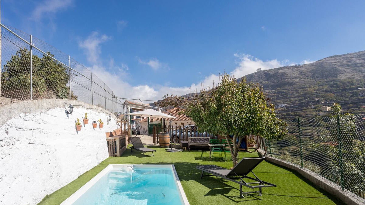 La Solana Ski Chalet | Casa Abuela - House in the countryside with pool