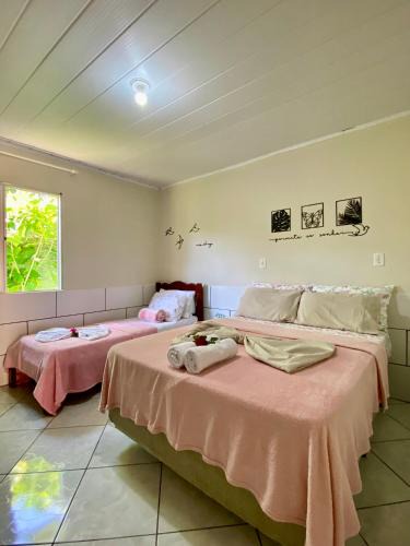 Vila Nova House | Casa acolhedora ideal para famílias, com Wi-Fi rápido, cozinha exclusiva e equipada, varanda com churrasqueira - A apenas 1 km da praia do bairro e 5 km da charmosa Praia da Vila