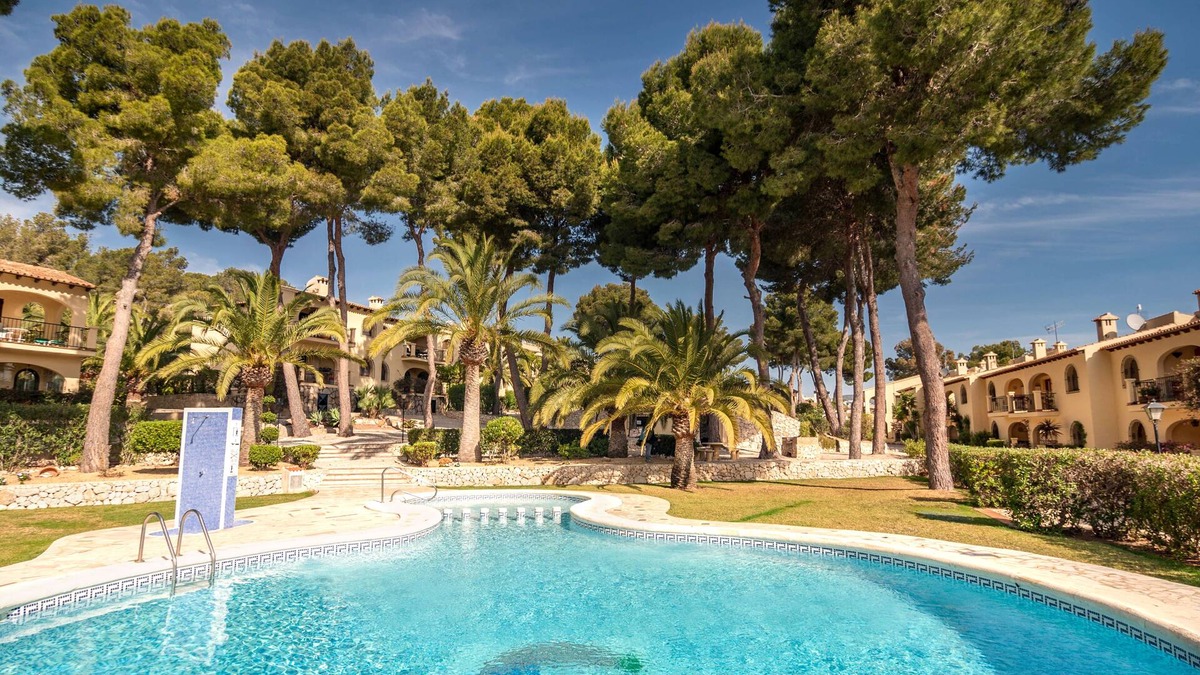 El Tesoro Apartment | Casa Alta Apartment, Moraira, with 2 large community pools