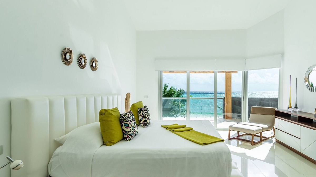 Puerto Juarez Condo | Casa AltaMar Penthouse Ocean Front (North) by RedAwning