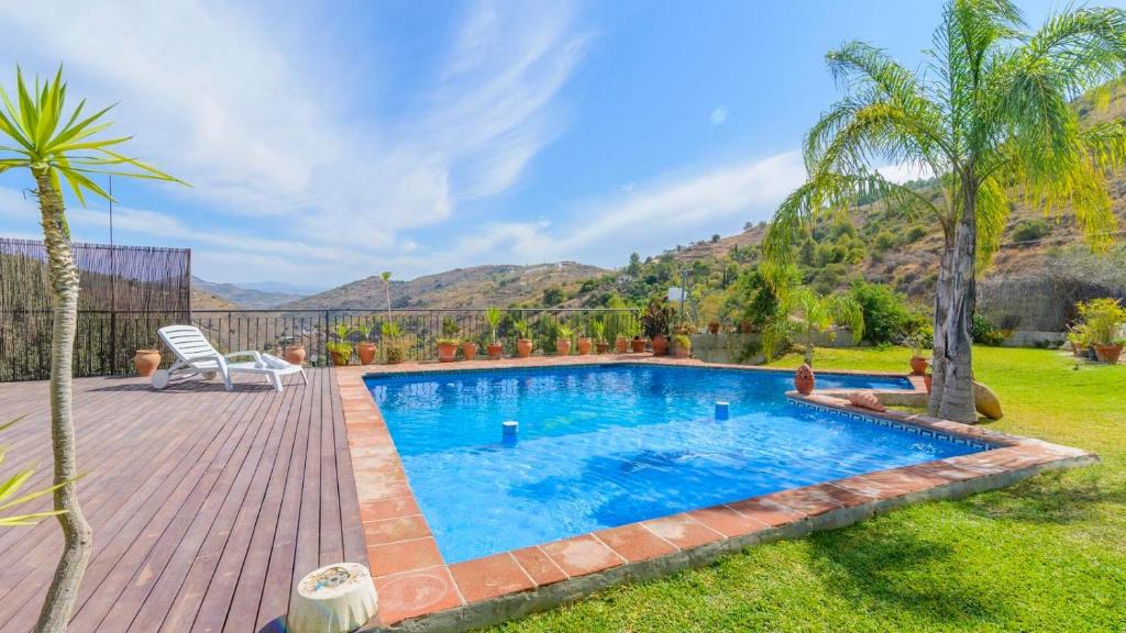 Guaro House | Casa Ana de Guaro by Ruralidays
