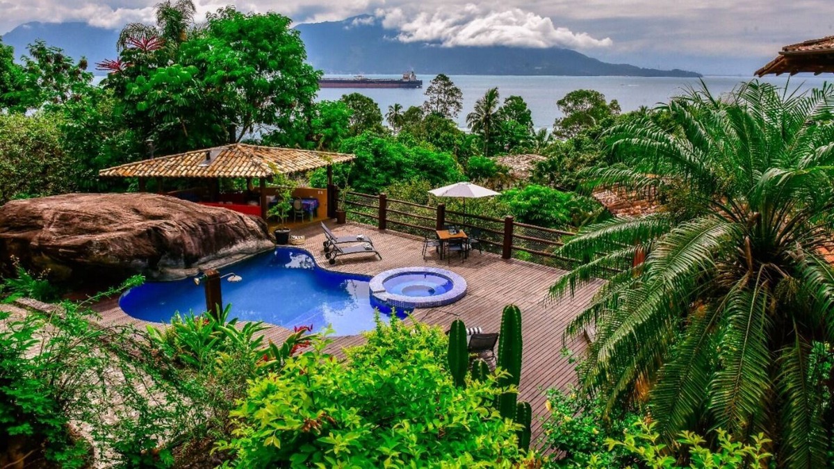 Siriuba House | Casa AnaCapri with a beautiful sea view! in Ilhabela