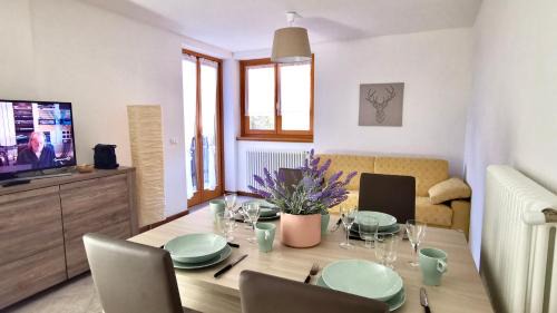 Aprica Apartment | CASA APRICA 5 by Design Studio