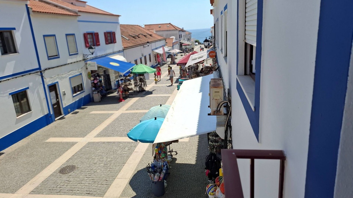 Porto Covo Apartment | Casa Areia - Porto Covo, T1-4 people, Sea View, the most central area of the Village
