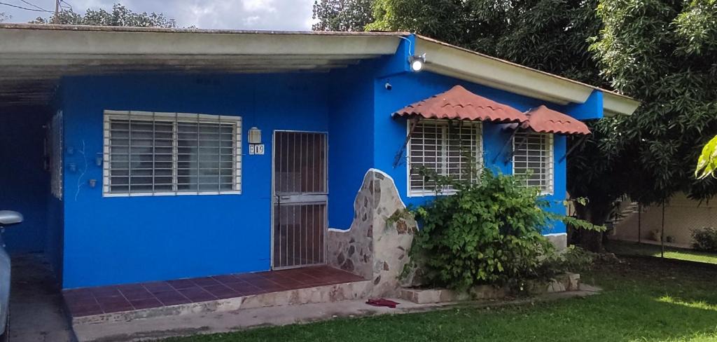 Coloncito House | Casa Azúl en Nueva Gorgona