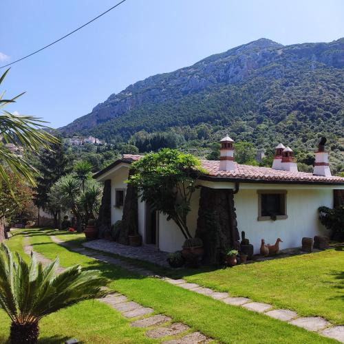 Dorgali House | Casa Bados