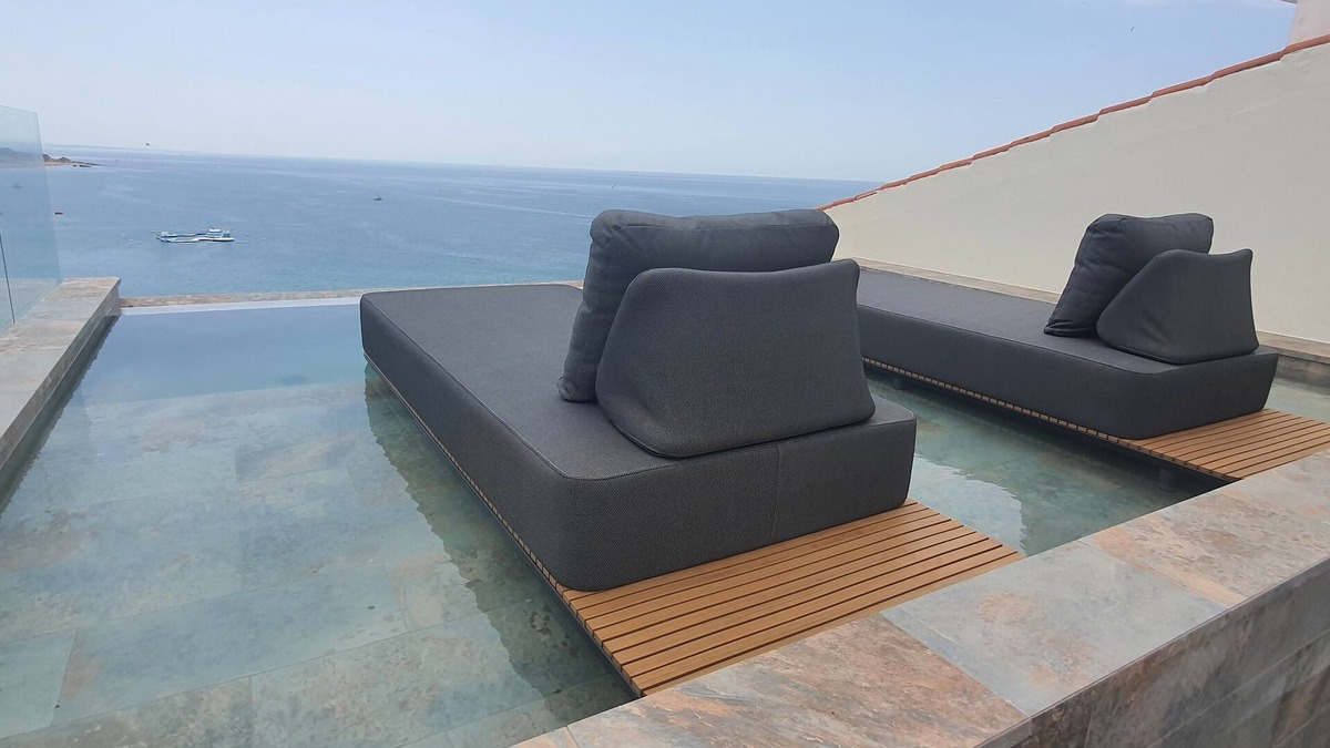 Peneco Beach Villa | Casa Bari, Vous Offre une vue à Couper le Souffle, en 1ère Ligne sur L'océan