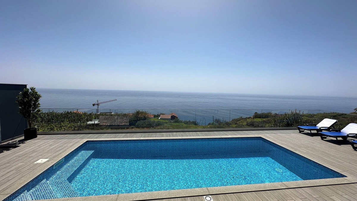 Estreito da Calheta House | Casa Bela Vista