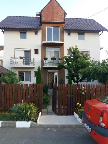 Costinesti House | Casa Benny