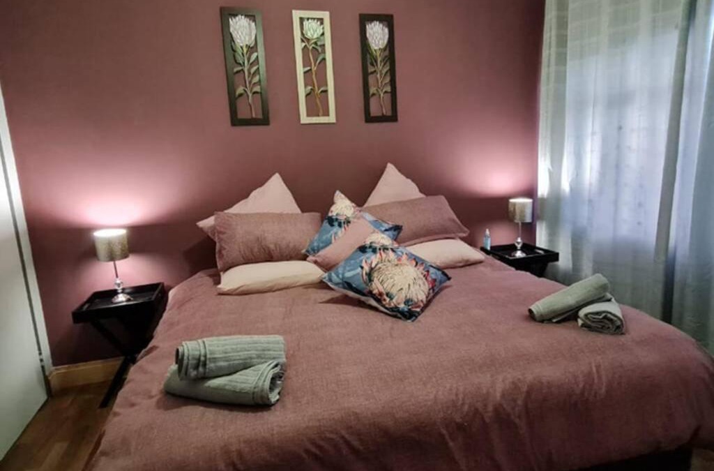 Parys House | Casa Bianco: Affordable luxury - Self Catering House