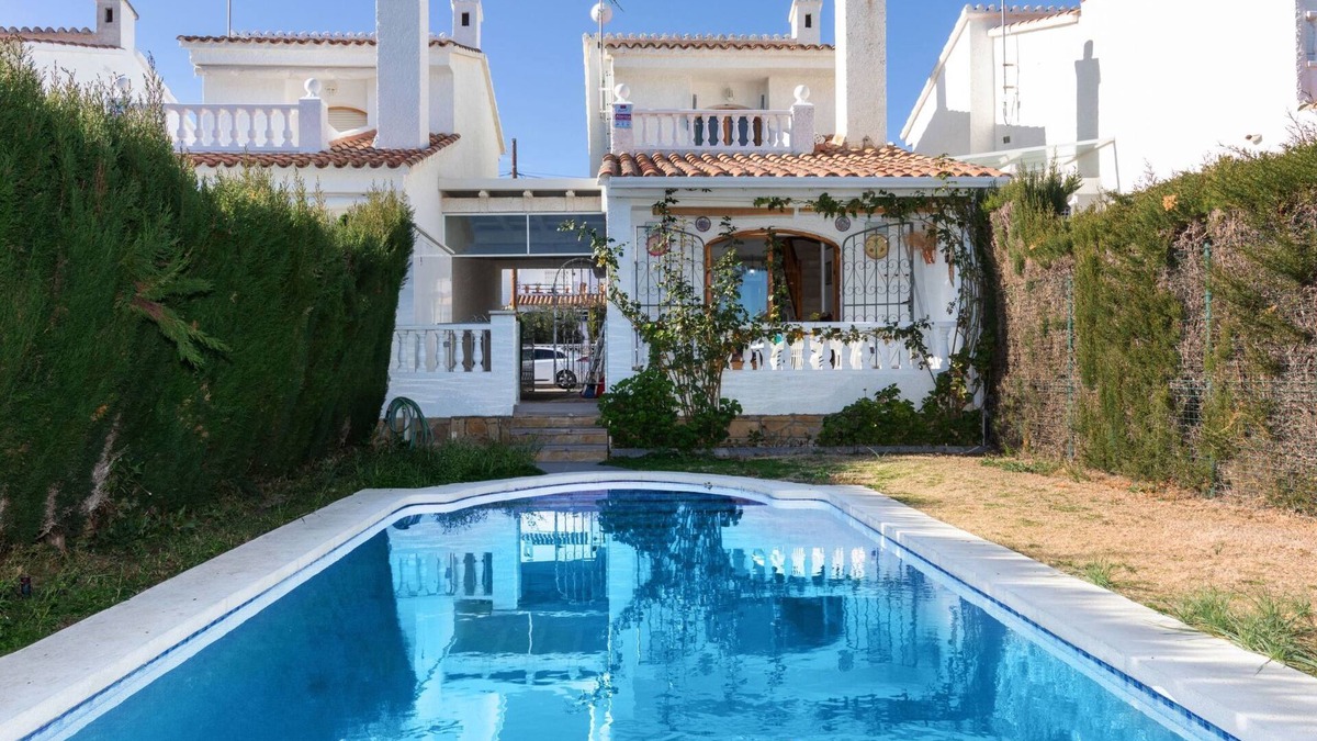 Miami Platja House | Casa Blanca by Interhome