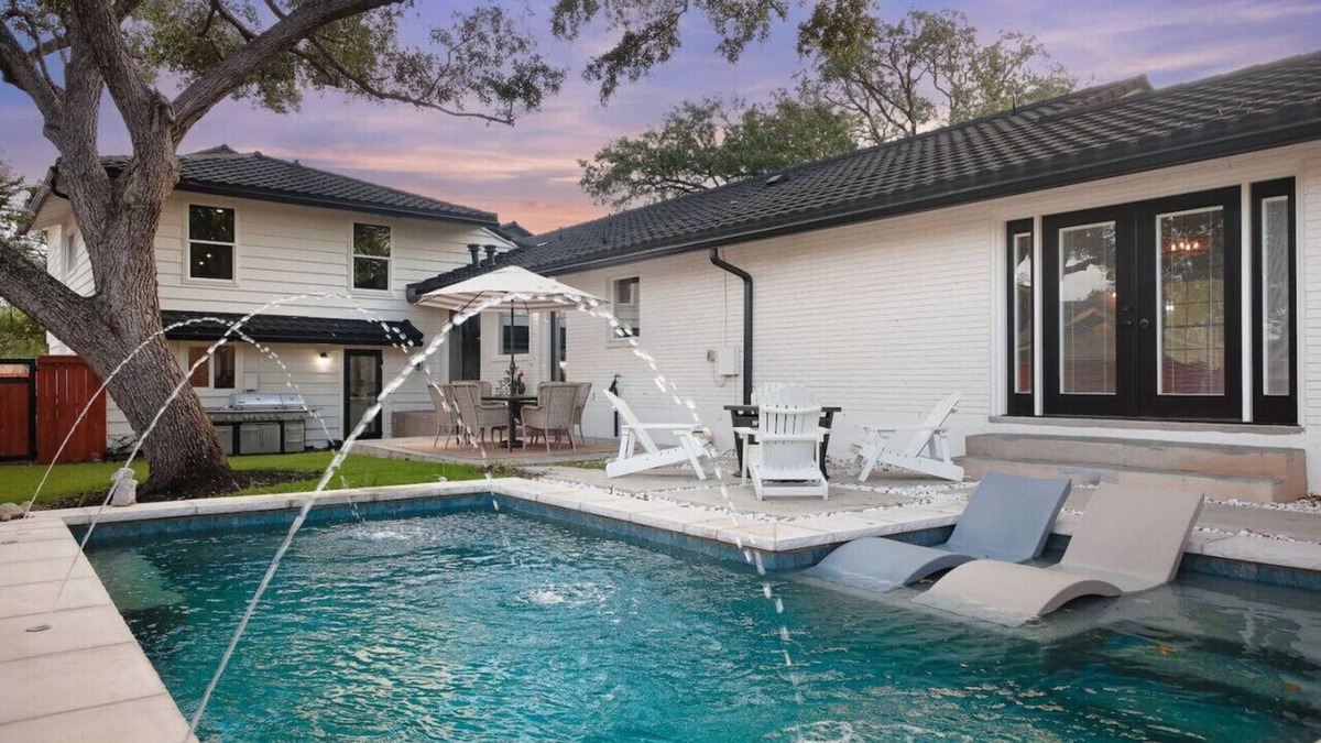 North San Antonio - SAT House | Casa Blanca Estate: Lux 5BR/4BA