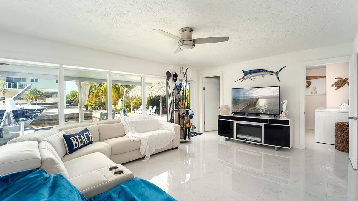 Big Pine Key House | Casa Blanca | Gorgeous ground-level 2 bed/2 bath home on Big Pine Key