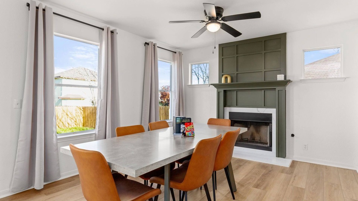 Kyle House | Casa Blanca